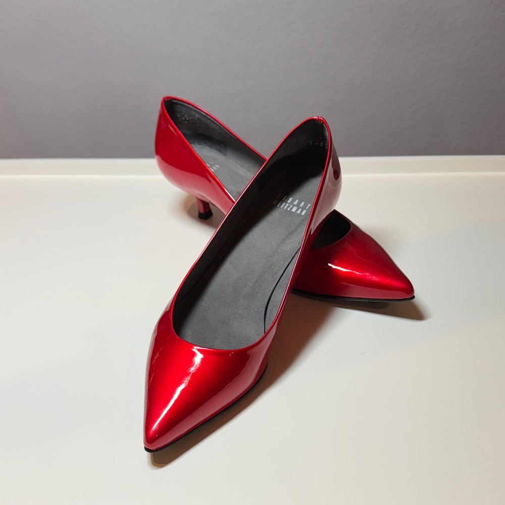 Stuart Weitzman Shiny Scarlet Pumps - Picture 7 of 7